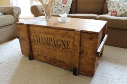 Uncle Joe´s 75759 Truhe Couchtisch Holzkiste Champagne, Vintage, Shabby chic Holz 98 x 55 x 46 cm, Hellbraun - 1